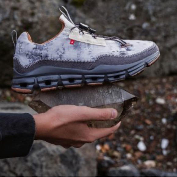 On Cloudaway Smoky Quartz Sneakers/Trail/Run/walk - Picture 3 of 10